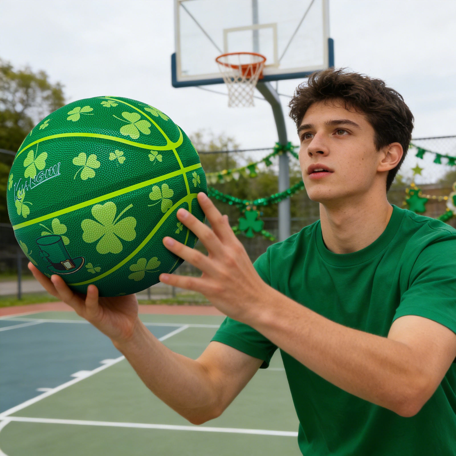 Kuangmi St Patricks Day Shamrock Basketball Gift Size 7 (29.5") for Indoor Outdoor Play